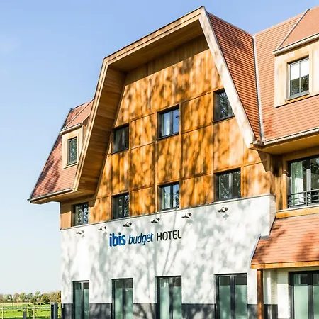 Ibis Budget Hotel 2*